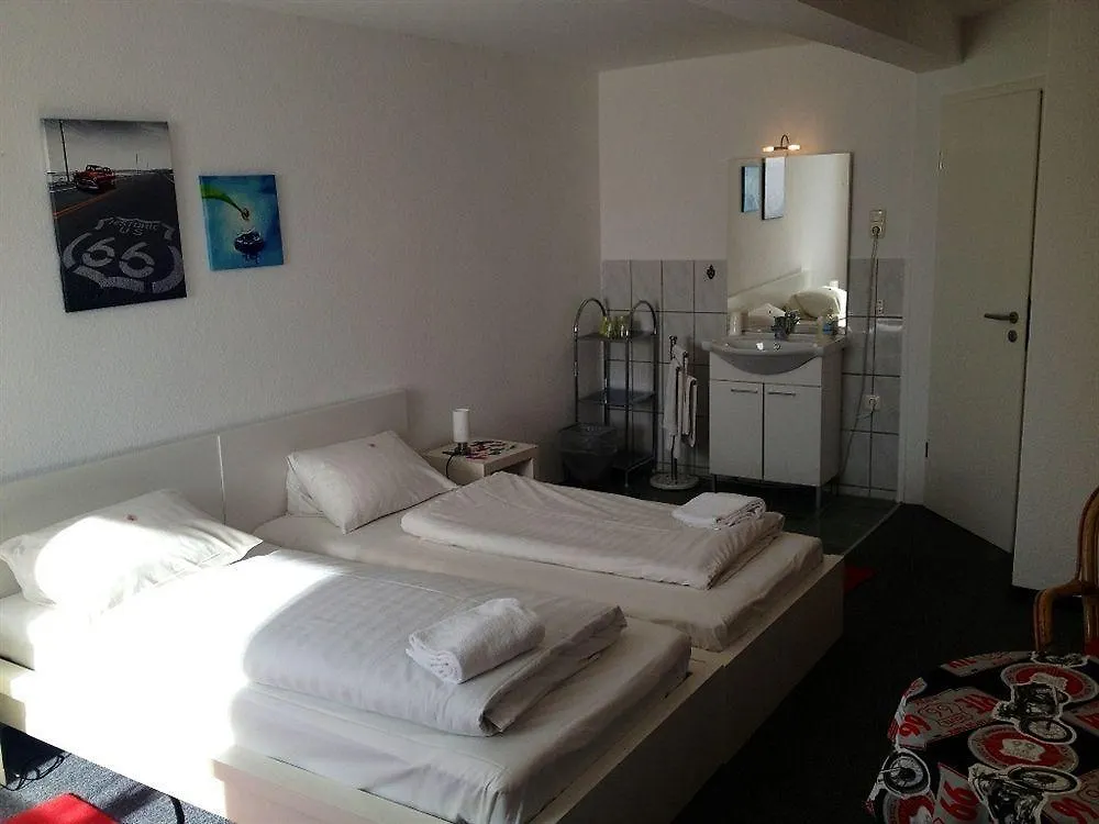 Pension Belo Sono München 0*,