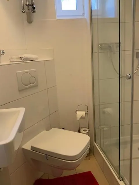 Apartment Pension Belo Sono München